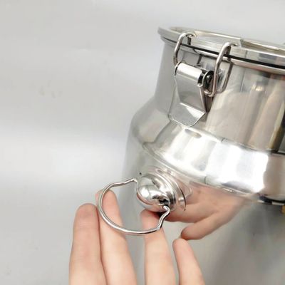 Süper Kalın 0.8mm Paslanmaz Çelik Süt Küçük 8L Mühürlü Depolama Olabilir