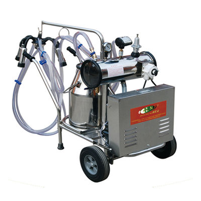 Mobil 12 İnek / Saat Taşınabilir Sağım Makinesi Vakum Pompası Gücü 1.1KW