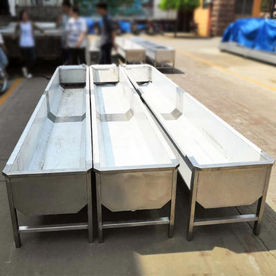 220V 50HZ Hayvan İçme Teknesi 3500 * 380 * 250mm Paslanmaz Çelik Sığır Teknesi